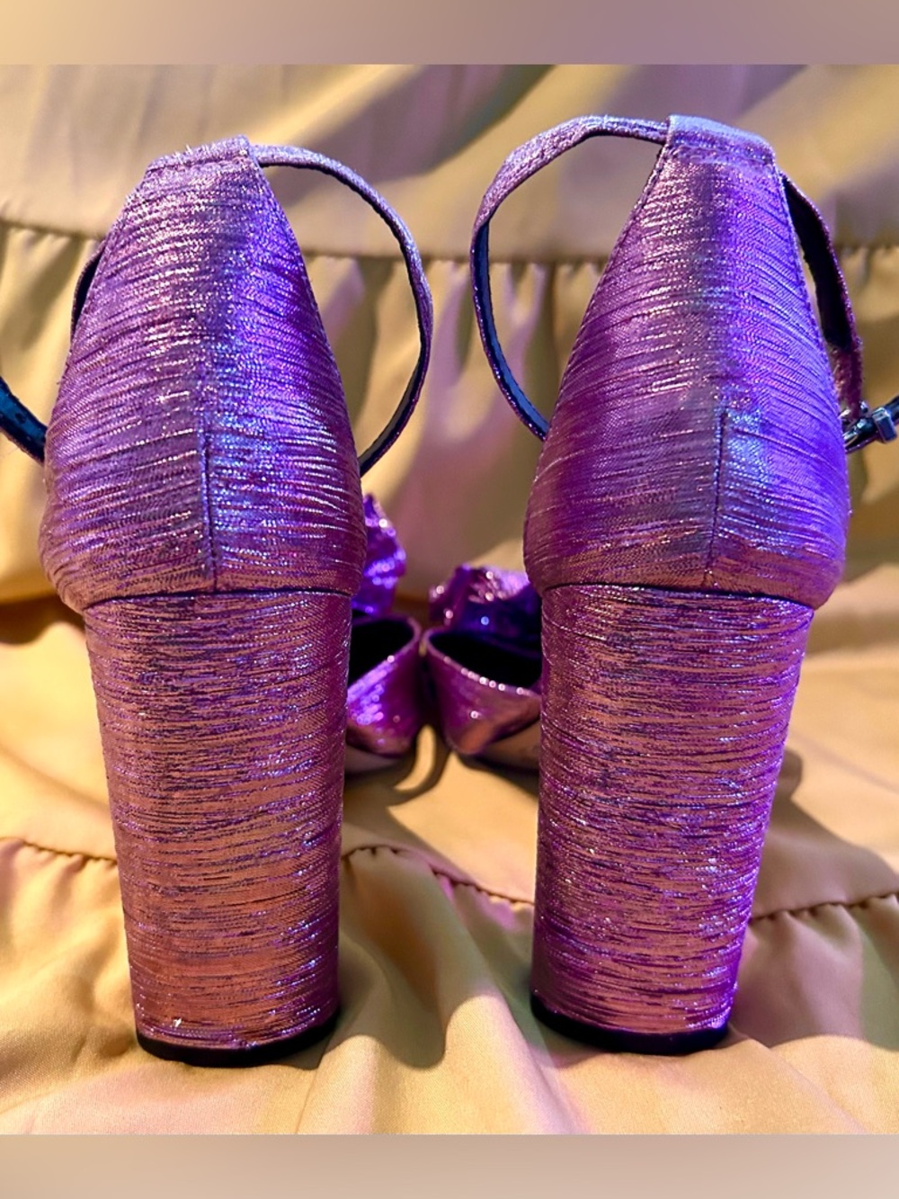 Gianni Bini Metallic Lavender Heeled Bow Sandals, Size 8 - Picture 9 of 10